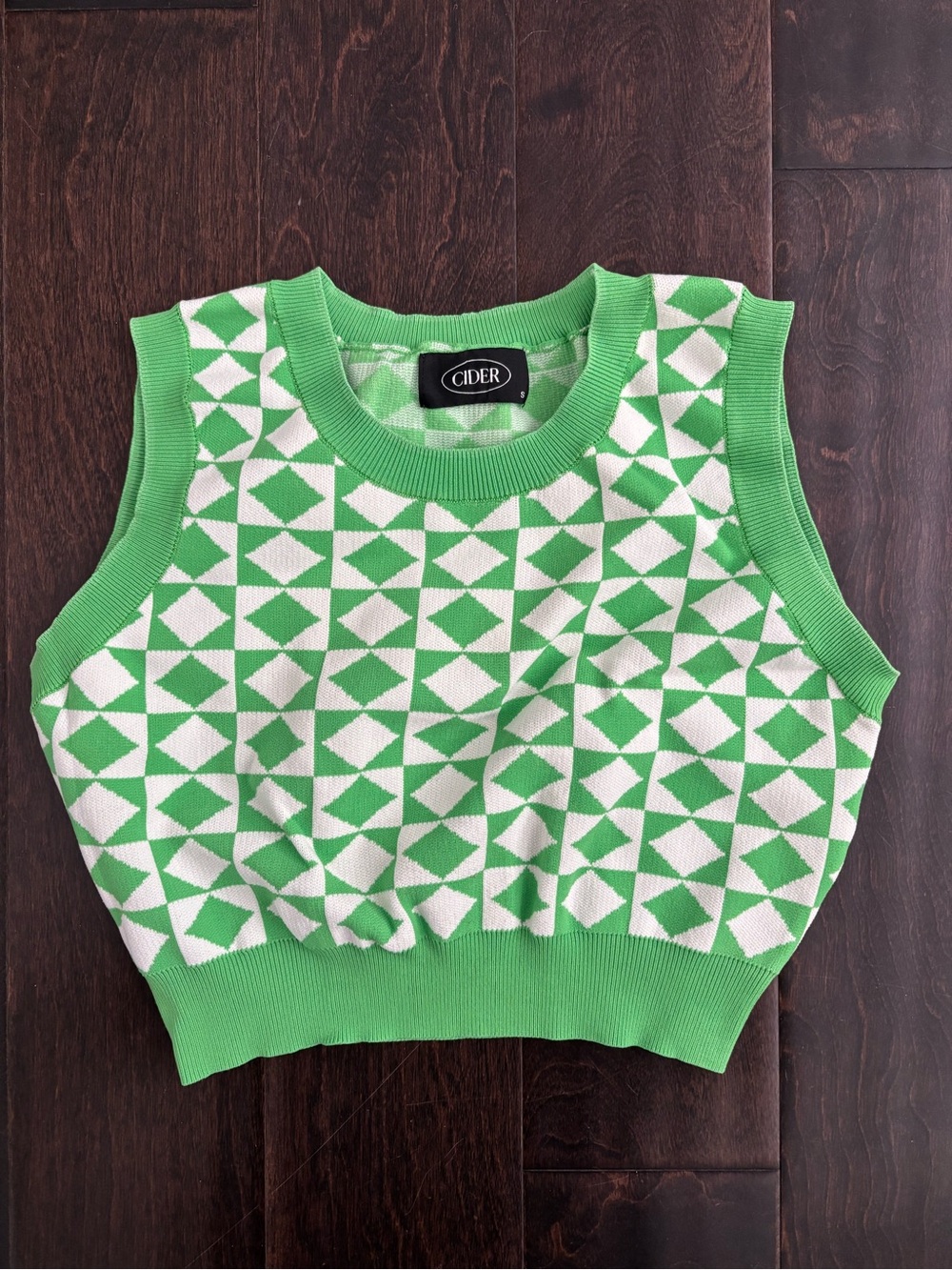 Cider Bright Green & White Geometric Knit Crop Top